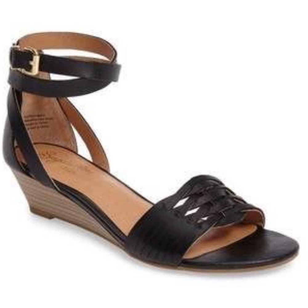 Seychelles Sincere Wraparound Wedge sandal